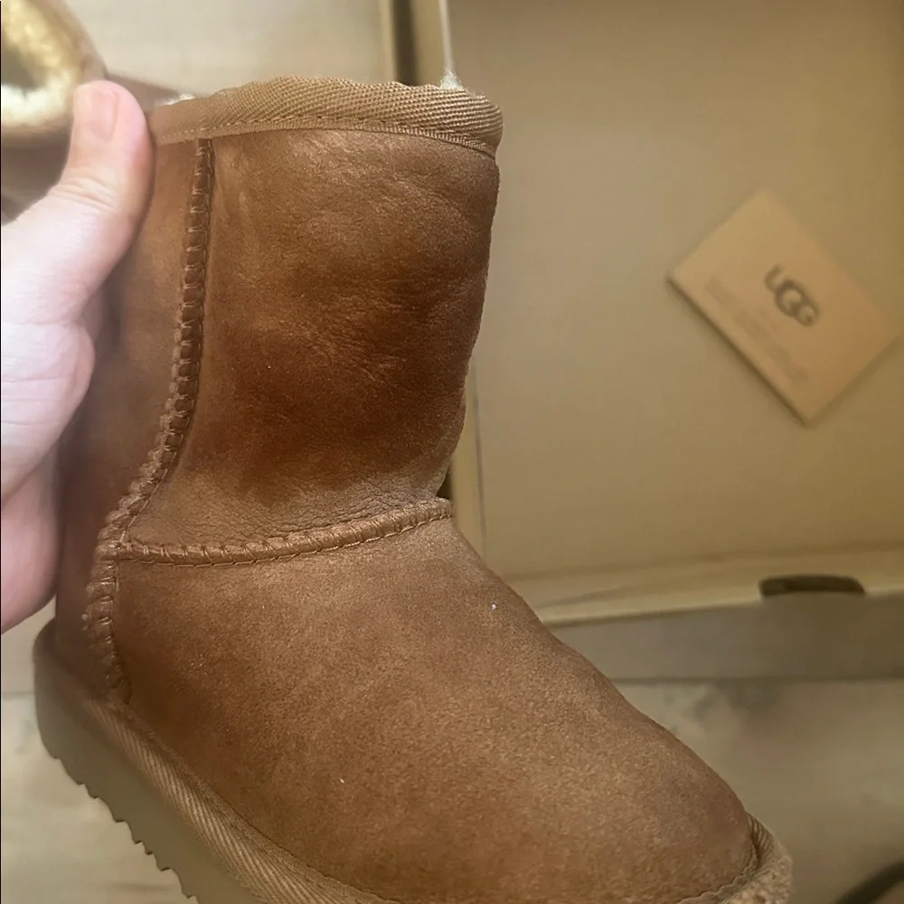Ugg Classic II Boot Toddler Chestnut Sz 9